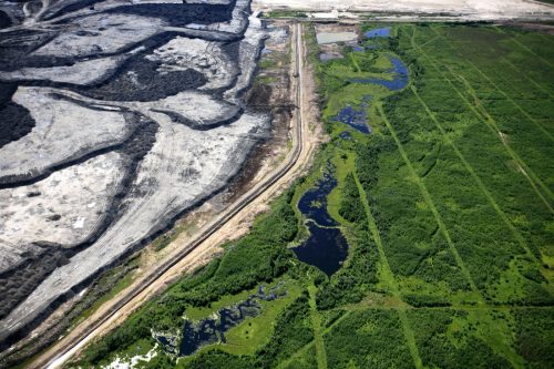 arenas bituminosas Seismic Line in Alberta Tar Sands