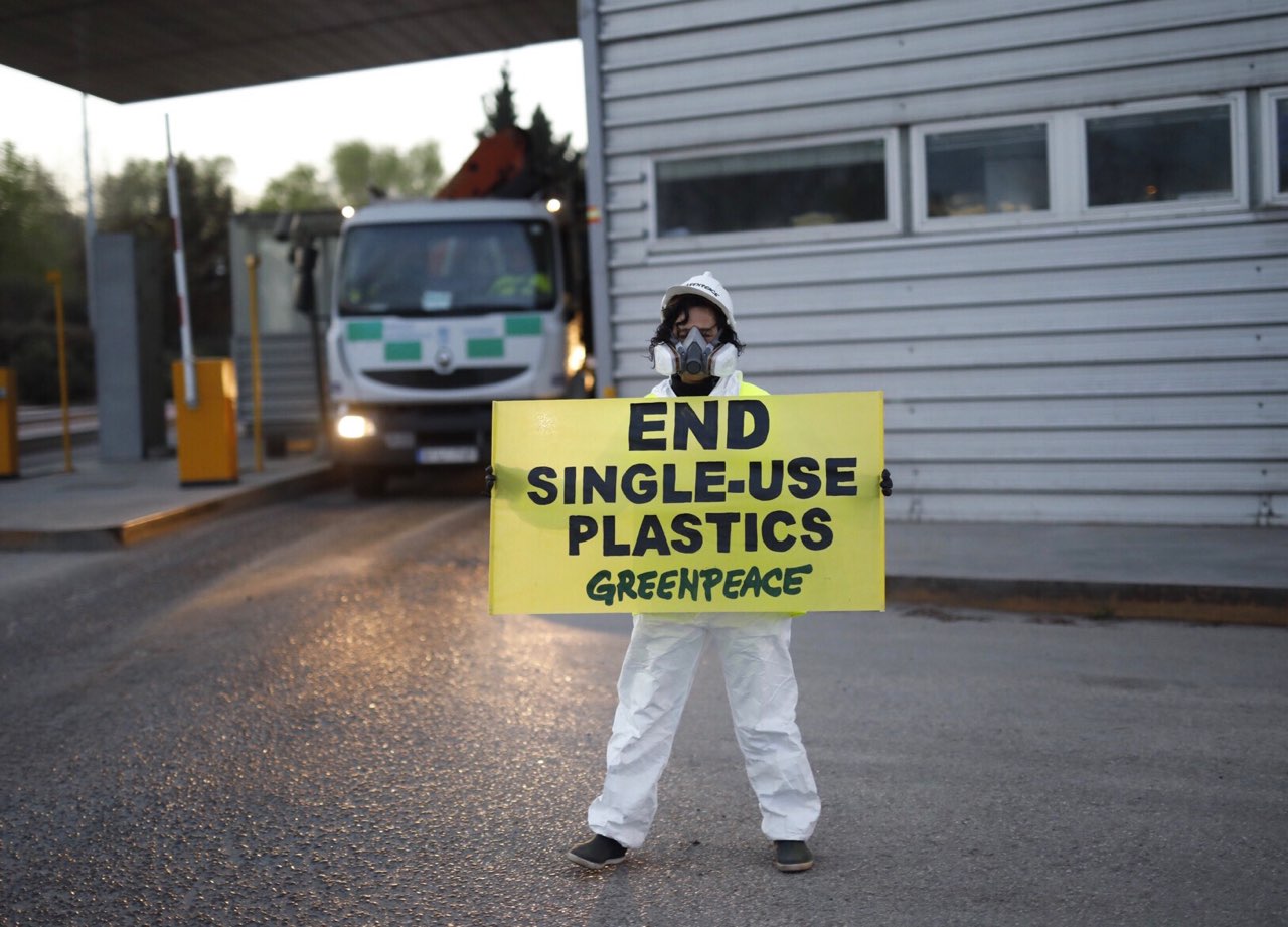 Acción contra el plástico en Valdemingómez