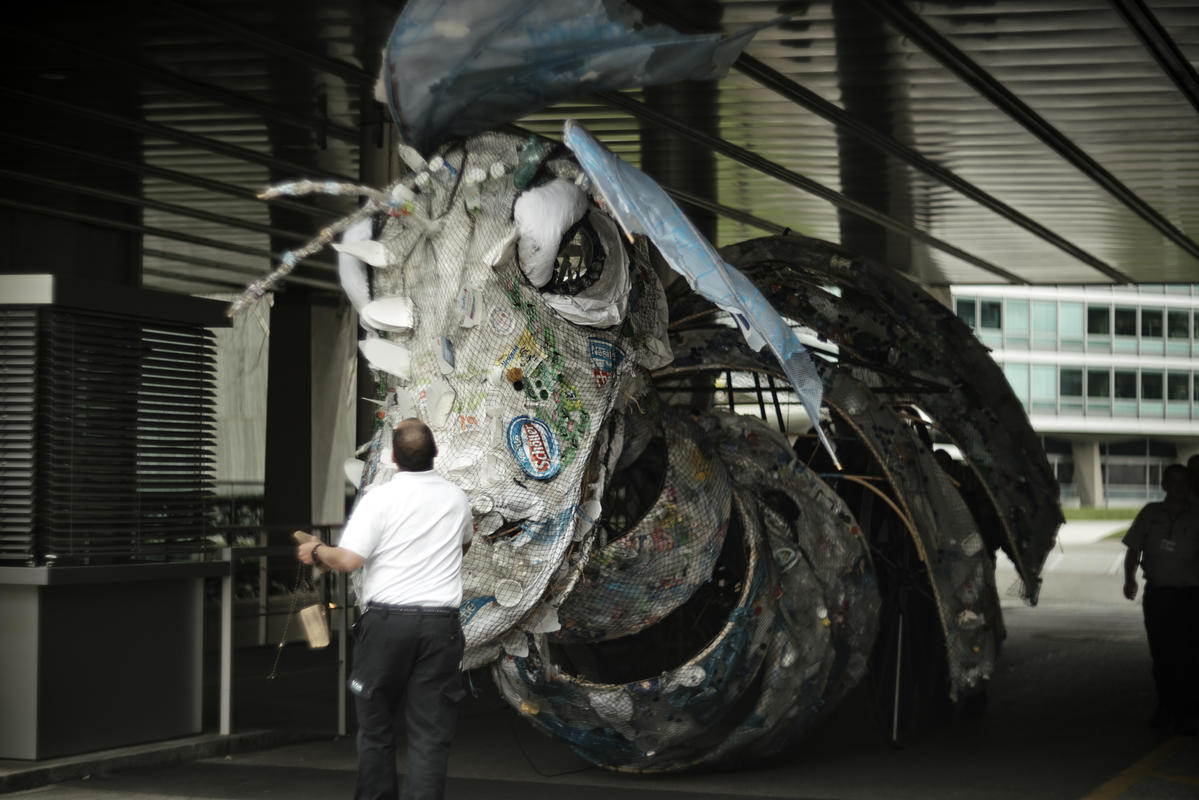 Monstruo de plástico Nestlé