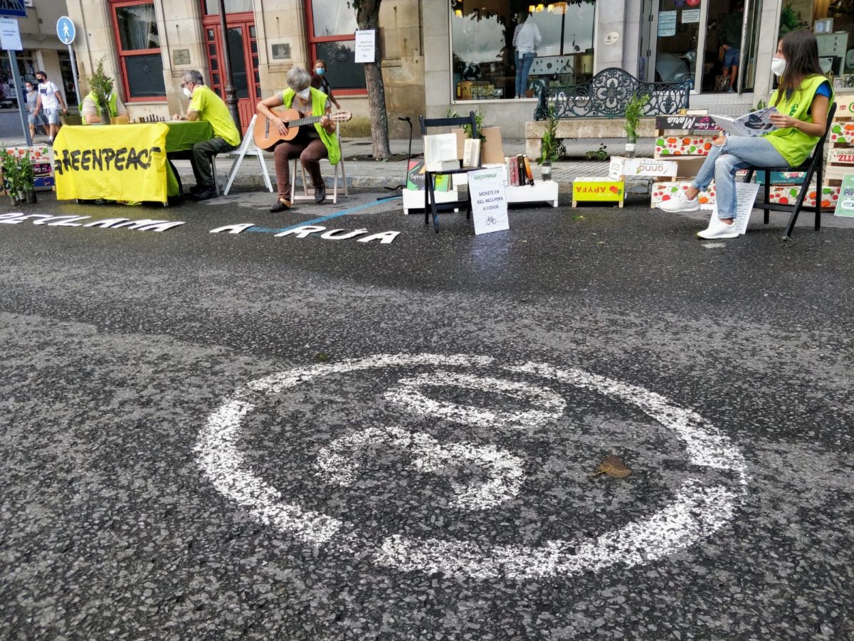 Actividad de voluntarios en Vilagarcía de Arousa