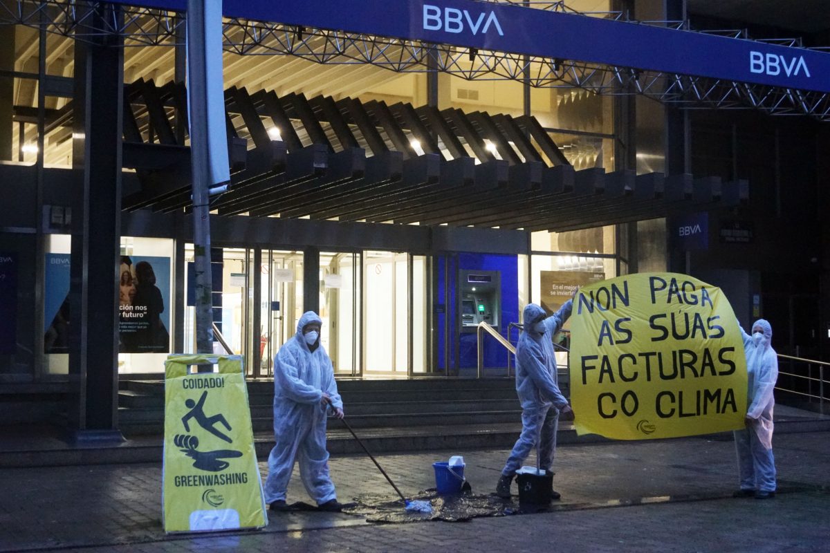 Protesta en BBVA en Pontevedra