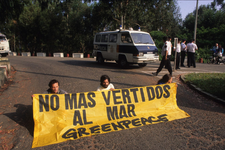 Bloqueo de las entradas principales a la planta de Ence