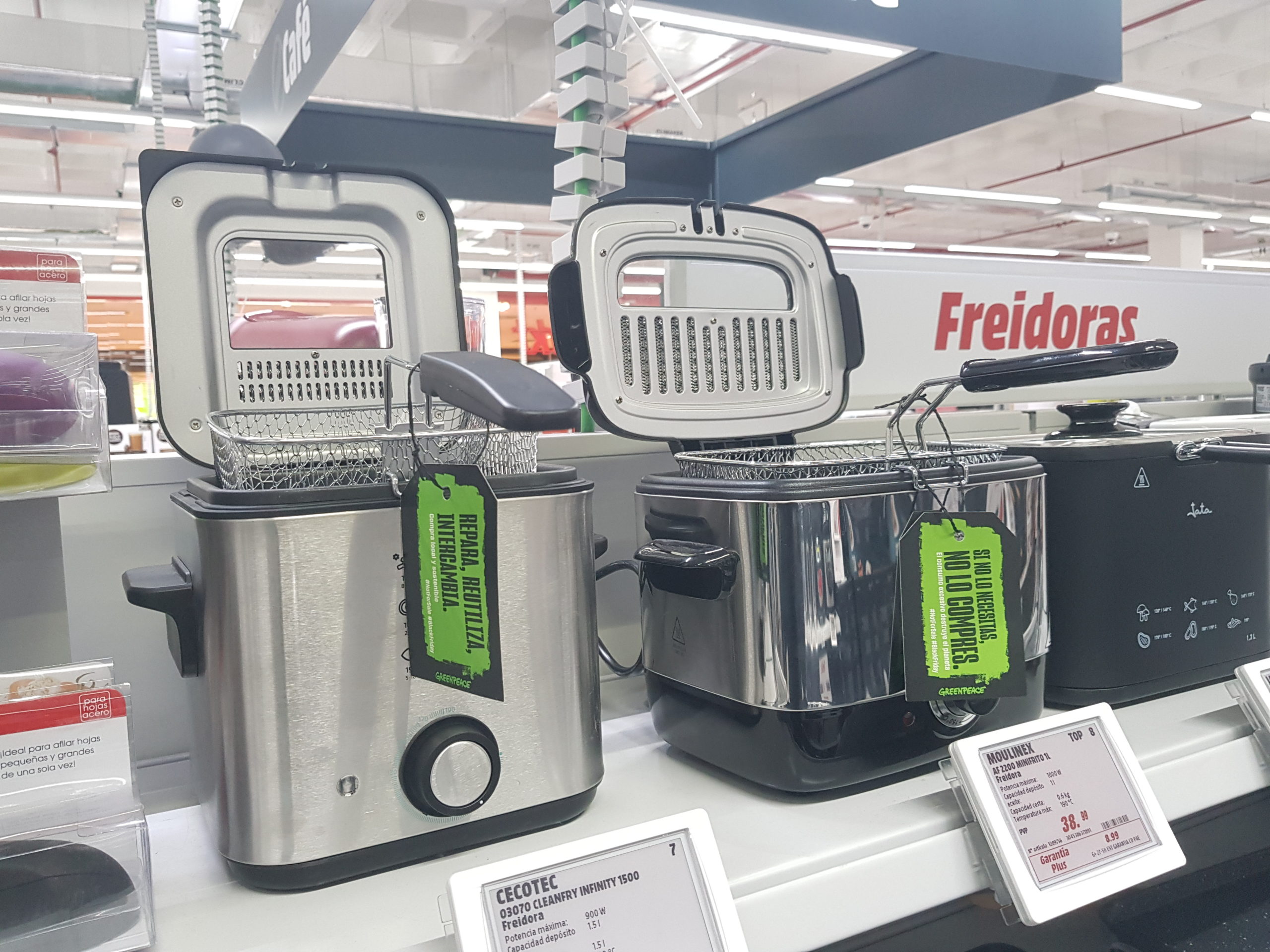 accion-voluntarias-cadiz-blackfirday