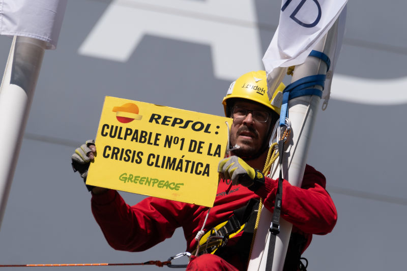 Activista denuncia repsol